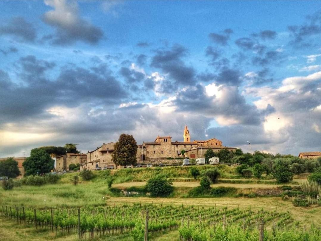 Apartamento Casa Guardiavigna In Chianti San Gusme Exterior foto