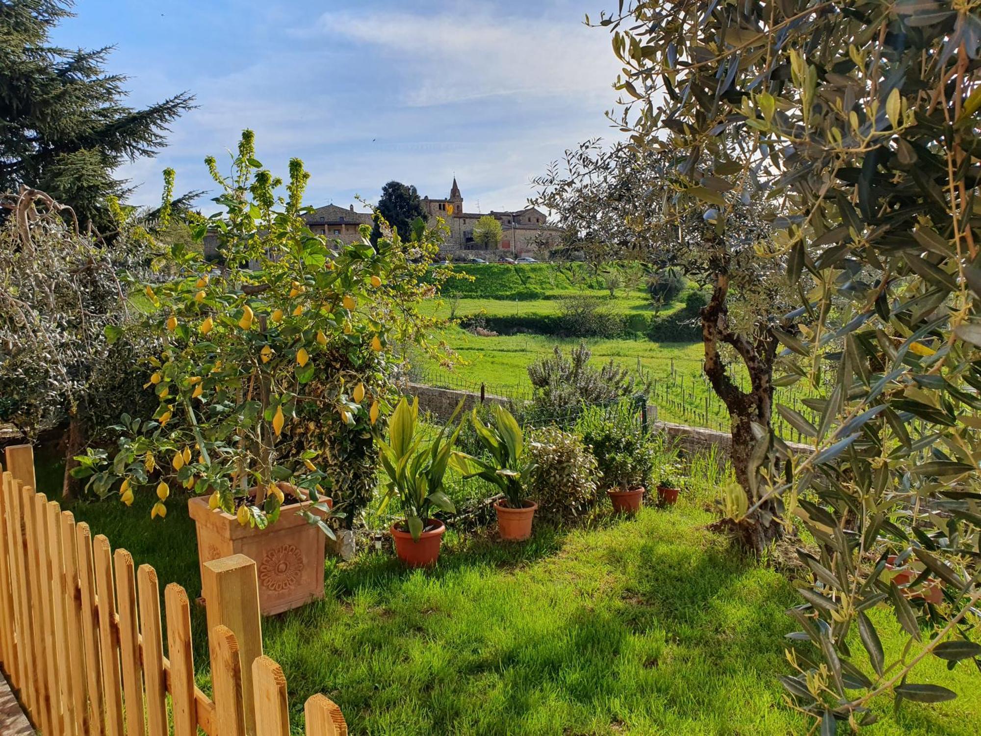 Apartamento Casa Guardiavigna In Chianti San Gusme Exterior foto
